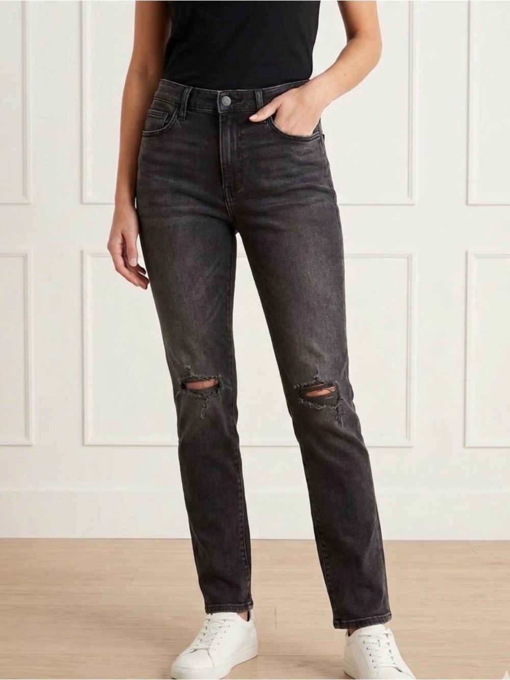 Good American Black Straight-Leg Jeans with Knee Rips